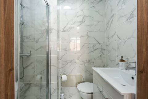 Totalmente Remodelada – Moradia T3 com Piscina, Jardim e terreno de 1.015m2
