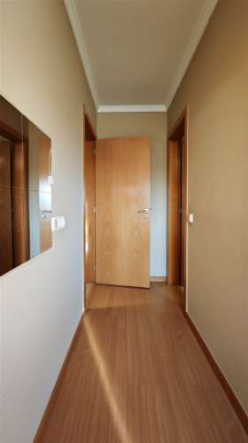 Oportunidade única – Apartamento T1+1 na Correeira – Vista mar