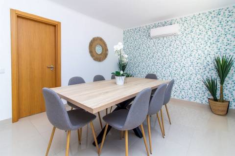 Villa Privada V4 em Lote de 1.404 m² – Vale Navio, Albufeira