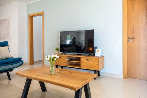 Villa Privada V4 em Lote de 1.404 m² – Vale Navio, Albufeira