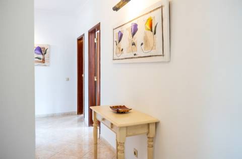 Apartamento T3 em Vilamoura com vista para Campo de Golfe e Piscina