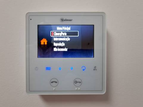Excelente Apartamento T2 em Tunes – Moderno e Espaçoso