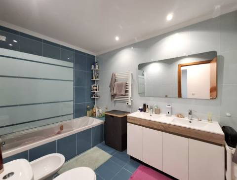 Excelente Apartamento T2 em Tunes – Moderno e Espaçoso