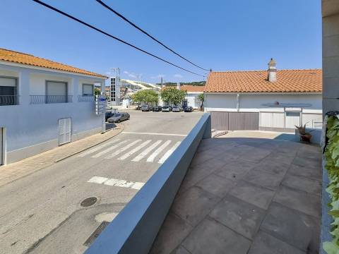 Excelente Apartamento T2 em Tunes – Moderno e Espaçoso