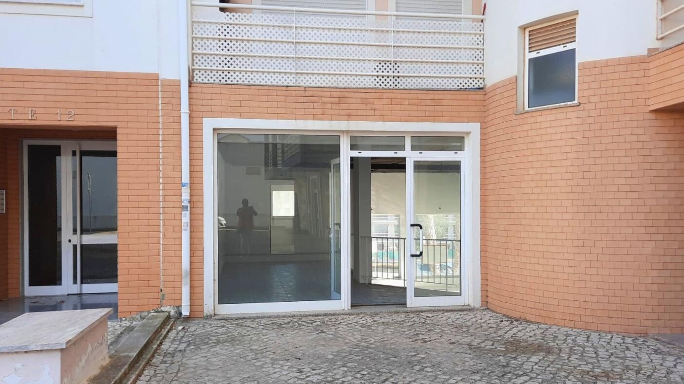 Loja Comercial em Localização Privilegiada Armação de Pêra