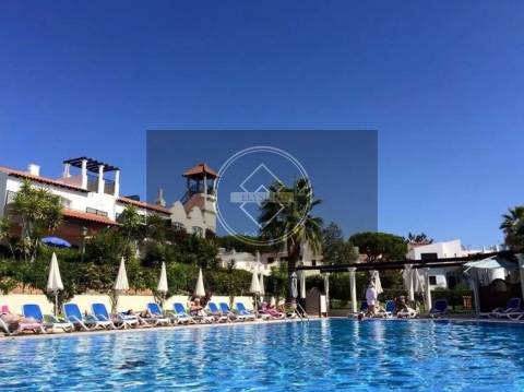 Apartamento T2 com piscina - Vilamoura