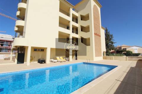 Apartamento T2 com piscina - Vilamoura