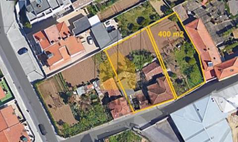 Lote de terreno de 400 m2.