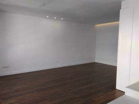 T4 Rotunda da Boavista