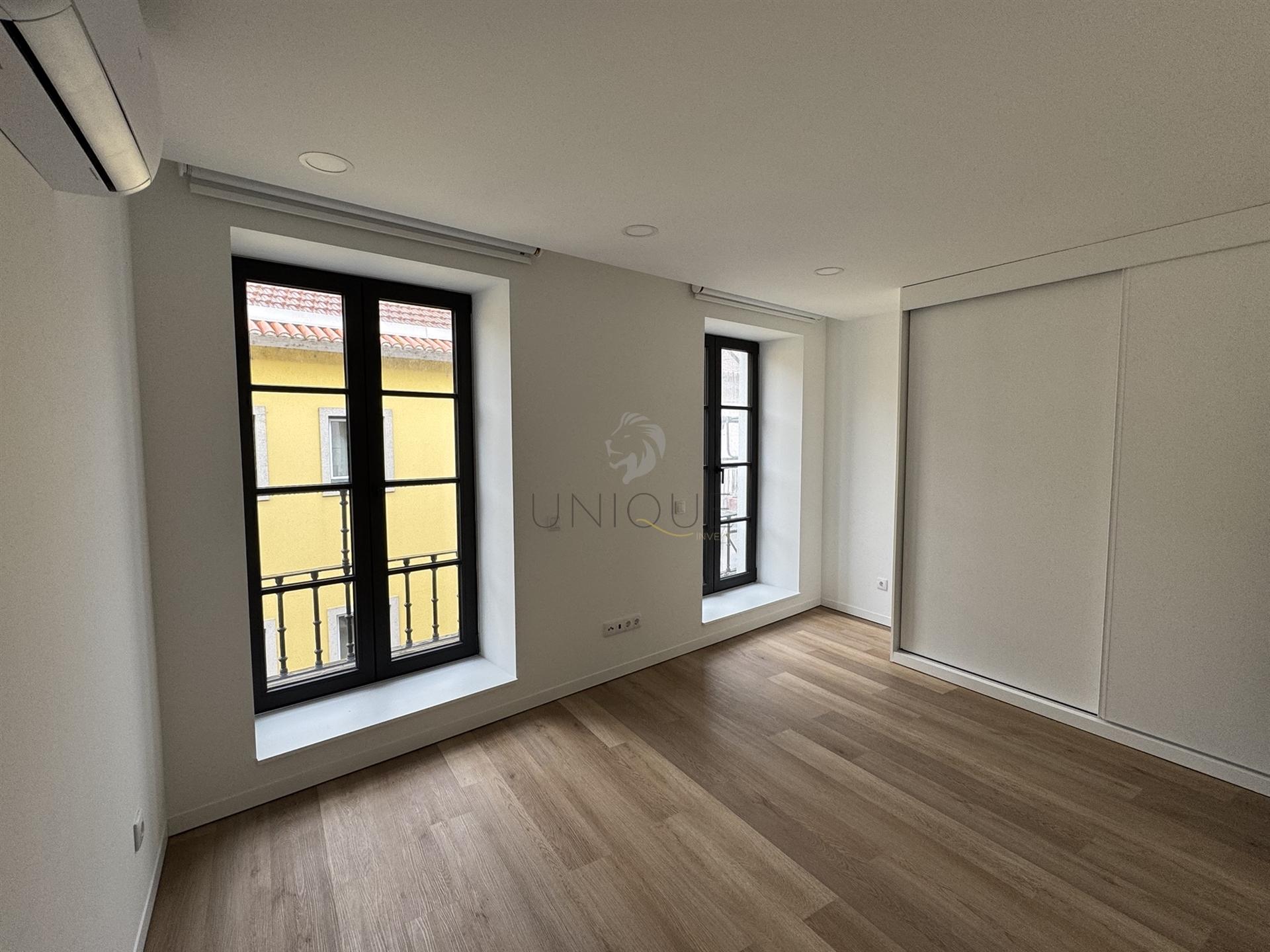 Apartamento T1 Novo no Centro de Aveiro | Varanda e Garagem
