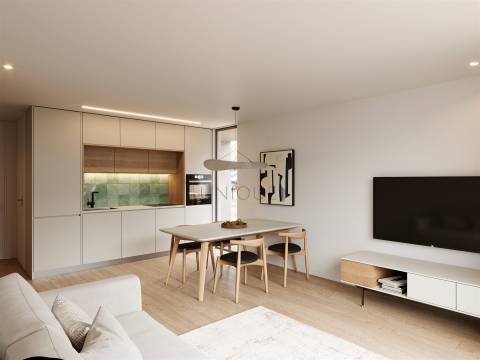 T4 Duplex Exclusivo na Praia da Barra | Terraço Panorâmico e Piscina Privativa