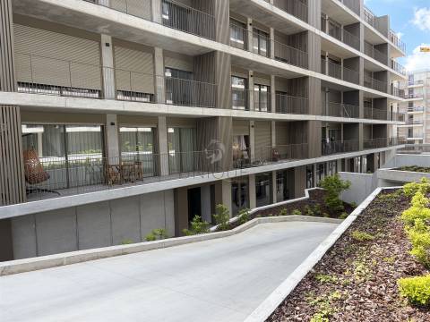 Apartamento T2 Arrendamento em Oliveira do Douro,Vila Nova de Gaia