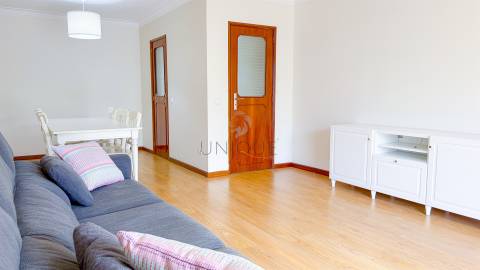 Apartamento T2 Arrendamento em Ramalde,Porto