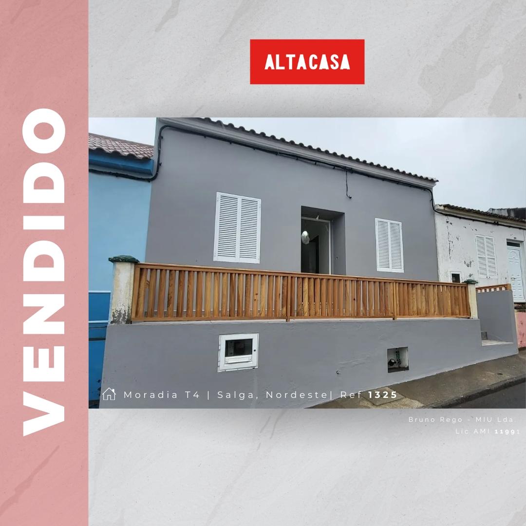 Moradia T4 Venda em Salga,Nordeste