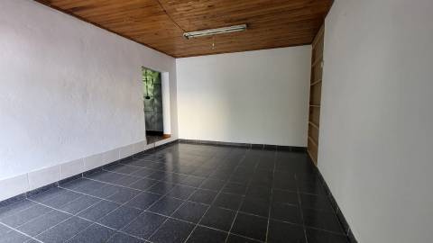 Loja  Venda em Água Retorta,Povoação