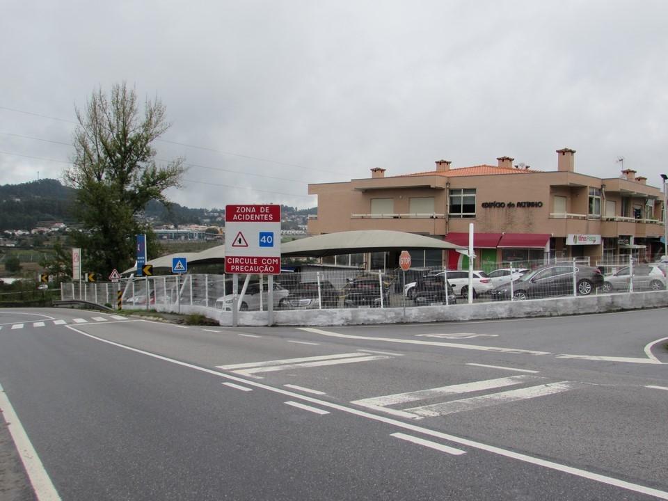 Sociedade/Empresa  Venda em Arnoso (Santa Maria e Santa Eulália) e Sezures,Vila Nova de Famalicão