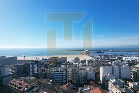 Apartamento T1, de Luxo a 100metros da Praia de Matosinhos