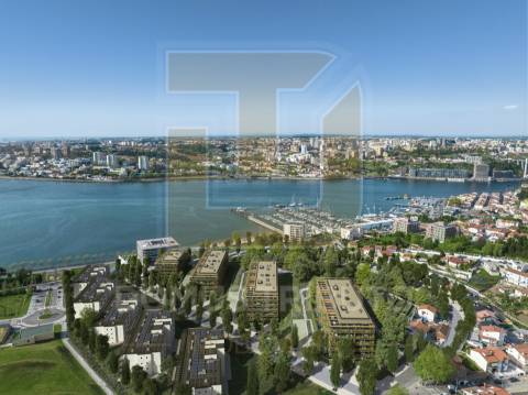 Apartamento T3 em Construção, lugar de garagem e arrumos, Junto à Marina de Vila Nova de Gaia