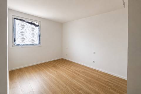Apartamento T2 em construção, com Box junto ao Colégio Efanor, Matosinhos