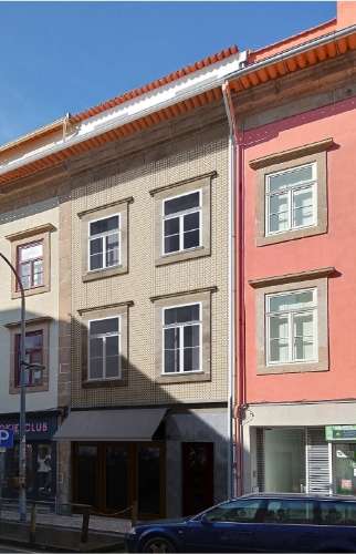 Apartamento T2 Duplex com terraço e jardim privativo – Cedofeita, Porto
