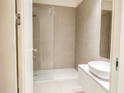 Apartamento T0 | Novo | Brito Capelo, Matosinhos - Exclusivo Domus Tributo Imobiliária