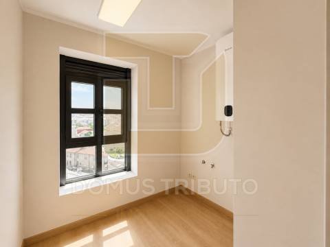 Apartamento  T2+1 Exclusivo no Centro de Rio Tinto – Junto ao Metro