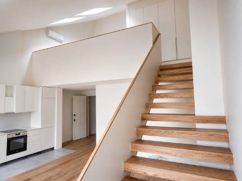 Apartamento T1 Duplex Mezanino com Varanda | Brito Capelo, Matosinhos