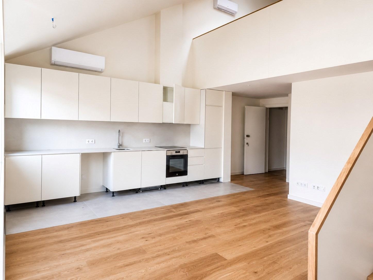 Apartamento T1 Duplex Mezanino com Varanda | Brito Capelo, Matosinhos