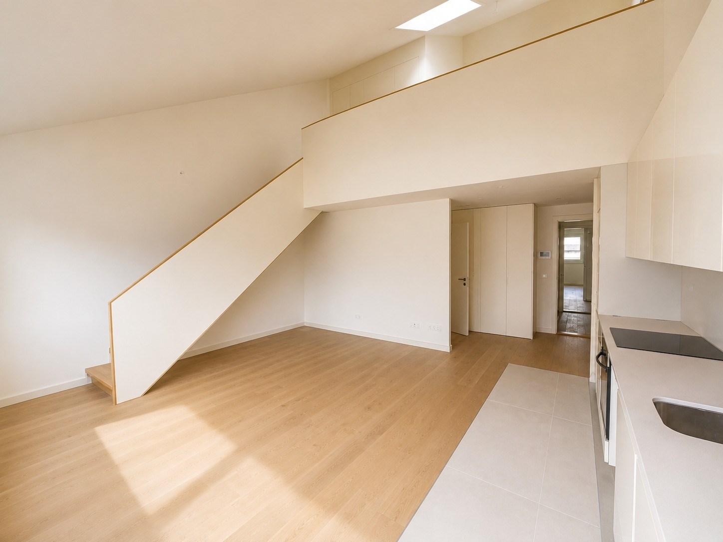 Apartamento T1 Duplex Mezanino com Varanda | Brito Capelo, Matosinhos