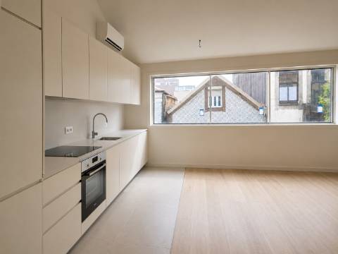 Apartamento T1 Duplex Mezanino com Varanda | Brito Capelo, Matosinhos