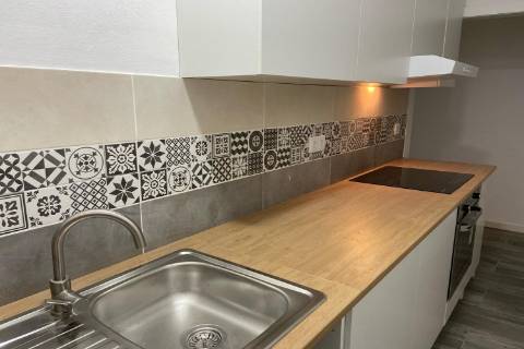 Apartamento T2 Arrendamento em Colmeias e Memória,Leiria