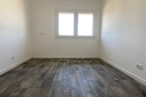 Apartamento T2 Arrendamento em Colmeias e Memória,Leiria