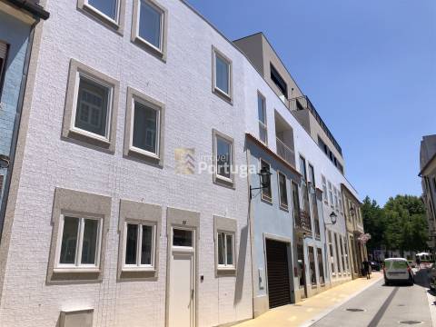 Arrendamento T2+1 Equipado com Garagem Box - Centro Barcelos