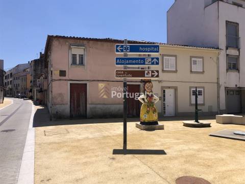 Arrendamento T2+1 Equipado com Garagem Box - Centro Barcelos