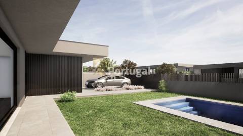 MORADIAS TÉRREAS T4  DE LUXO COM PISCINA - SOUTELO