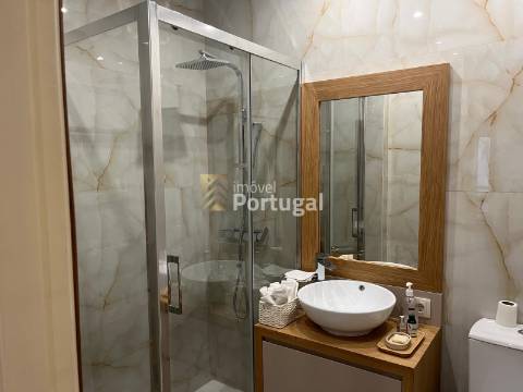 Arrenda Ap. T3 Mobilado, Equipado e Garagem Box