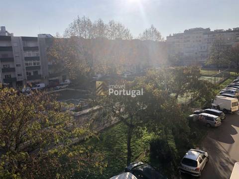 Apartamento T3 Equipado & Mobilado no Centro de Braga