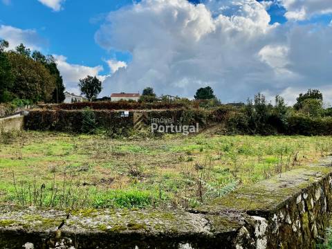 Venda Terreno 10.092,41m² para Construção Habitacional em Lago