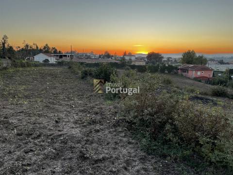 Venda Terreno 10.092,41m² para Construção Habitacional em Lago