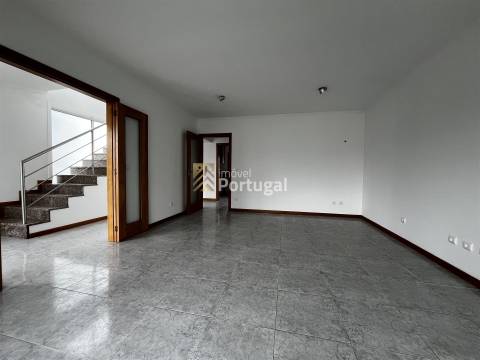Venda Moradia T3 em Fão, Esposende - 1Km da praia!