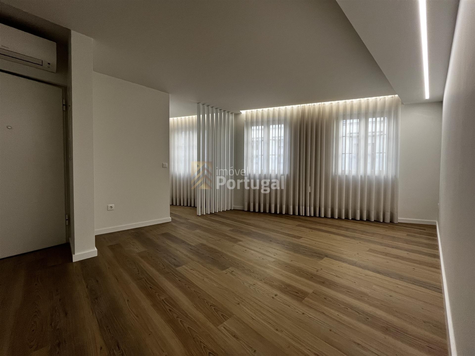 T2 Novo para Arrendar no Centro Histórico de Braga