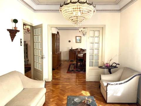 GRANDE Moradia / Hotel no Centro da Cidade