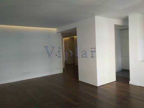 Apartamento T4 - Porto - Casa da Música