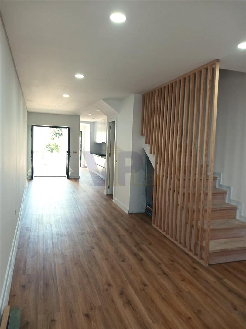 Moradia em Banda T3 DUPLEX Venda em Ramalde,Porto