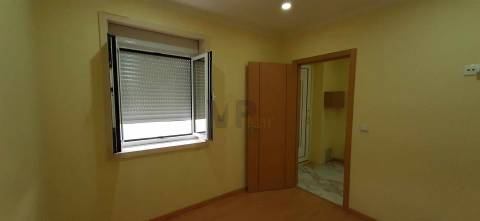 Moradia T3 totalmente reabilitada - Campanhã (Dragão)
