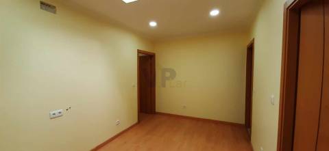 Moradia T3 totalmente reabilitada - Campanhã (Dragão)