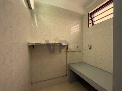 Loja  Venda em São Mamede de Infesta e Senhora da Hora,Matosinhos
