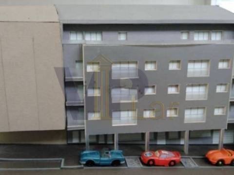 Terreno c/ PIP para 35 frações - Ao H.S.João