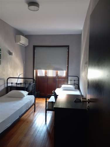 QUARTO c/ Ar Condicionado - Ao Amial - Paranhos