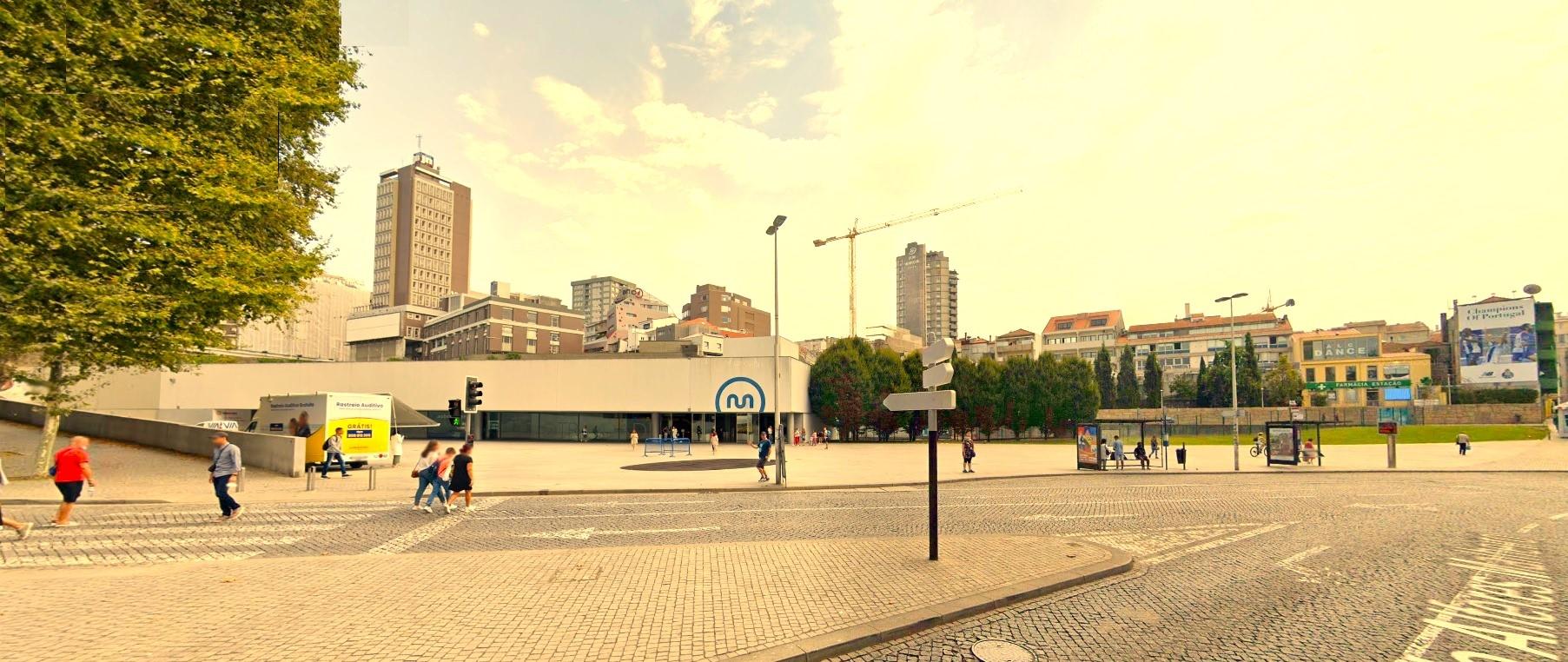 T4 Totalmente Renovado c/ Licença AL - Centro do Porto (Aliados / Bolhão)